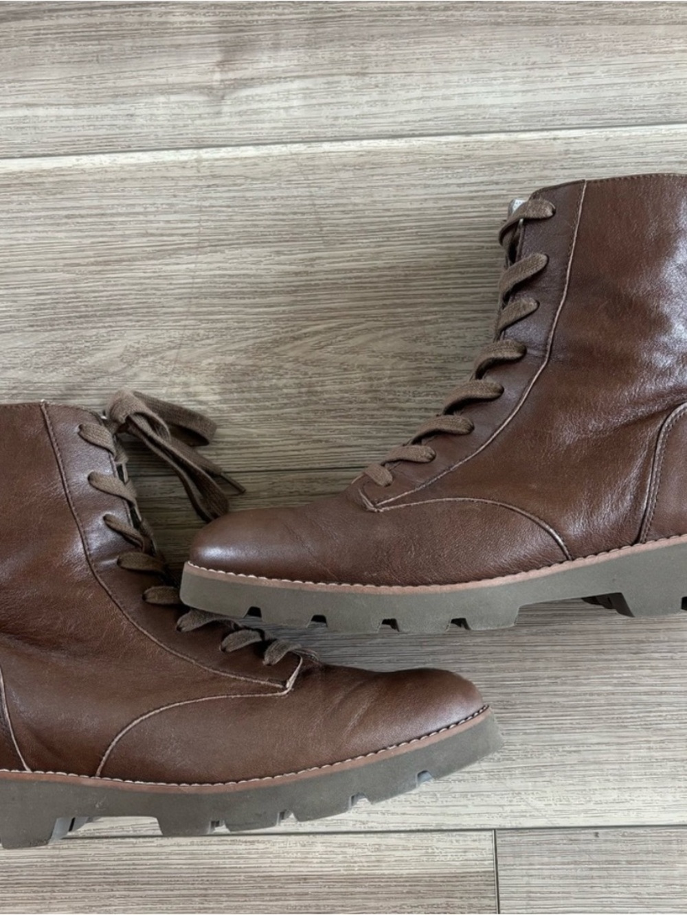 Vionic Lani Brown Leather Lace-up Boots size 10 - Picture 4 of 9